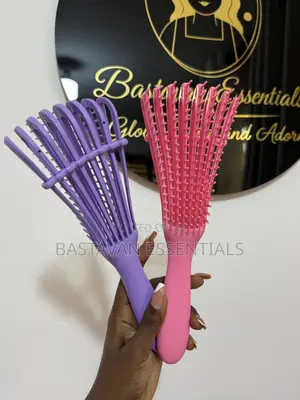 Detangle Comb