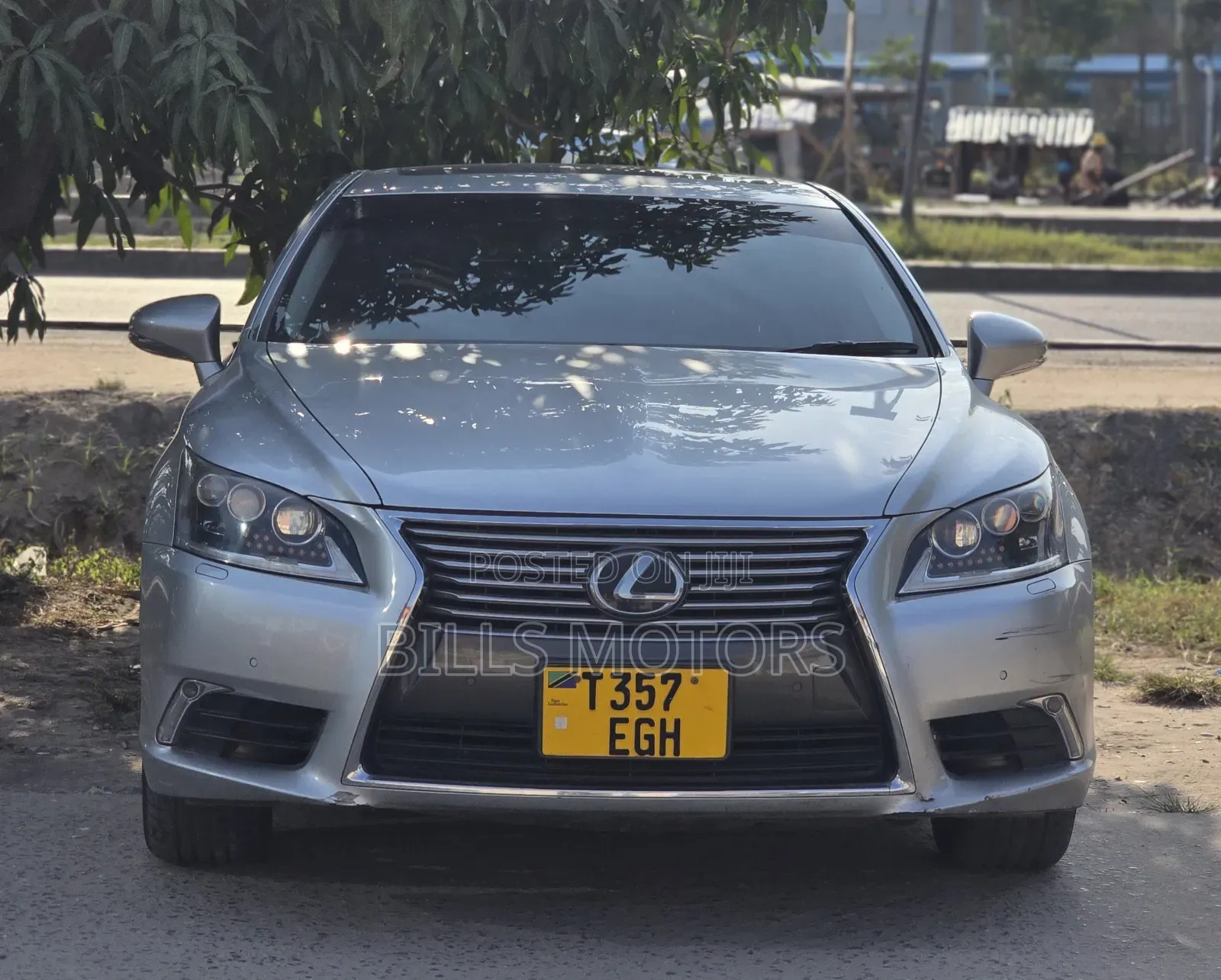 Lexus LS 2013 Silver