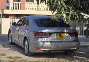Lexus LS 2013 Silver