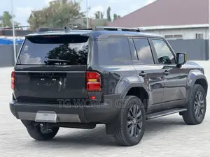 Toyota Land Cruiser Prado 2.8 2024 Gray