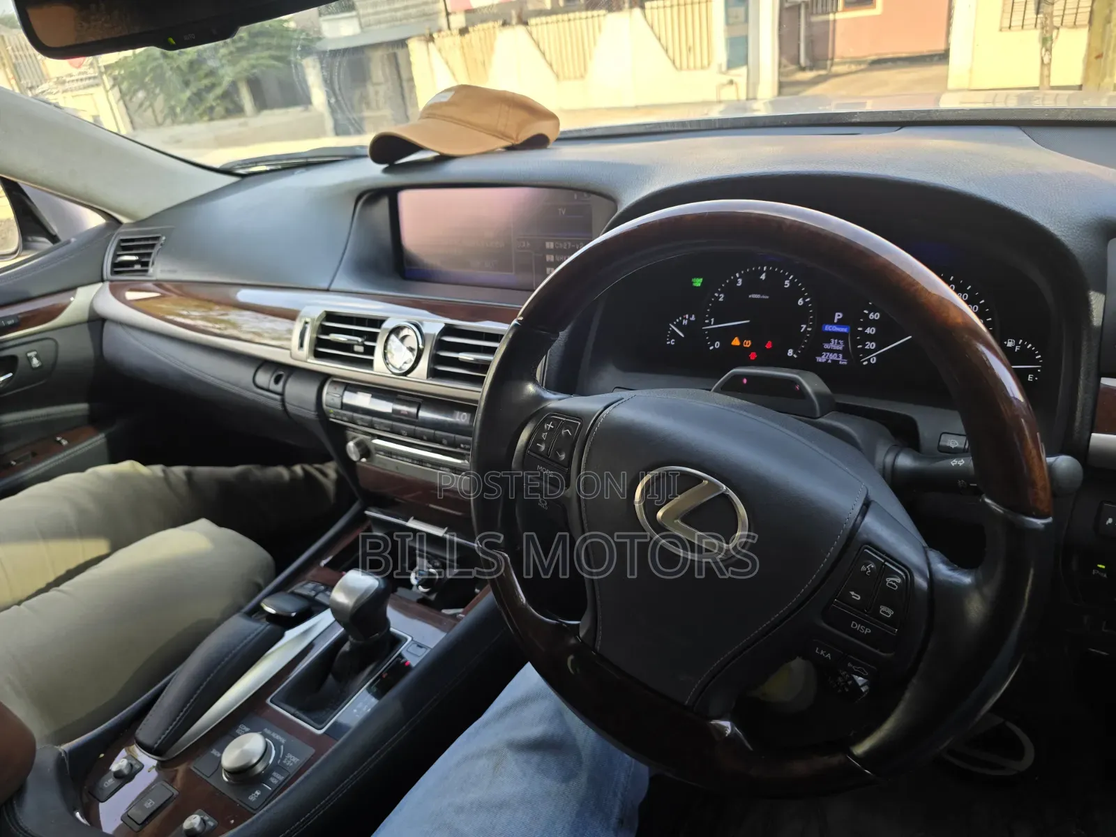 Lexus LS 2013 Silver
