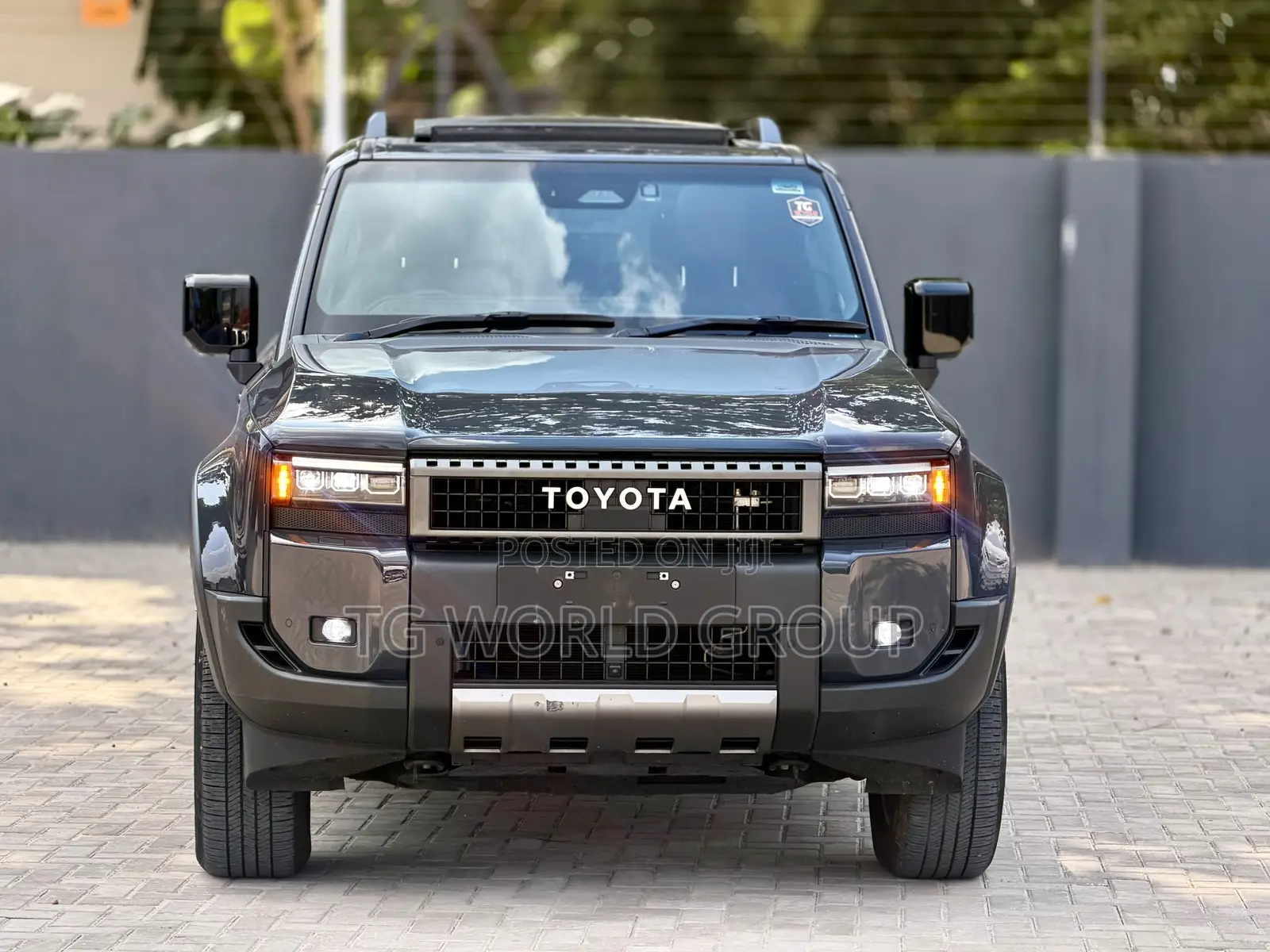 Toyota Land Cruiser Prado 2.8 2024 Gray