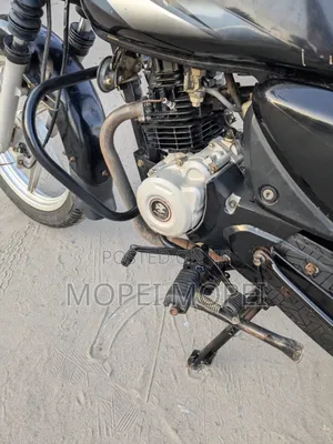 Bajaj Boxer 125 2025 Black