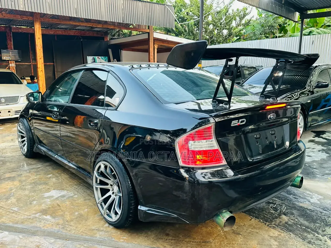 Subaru Legacy 2004 Black