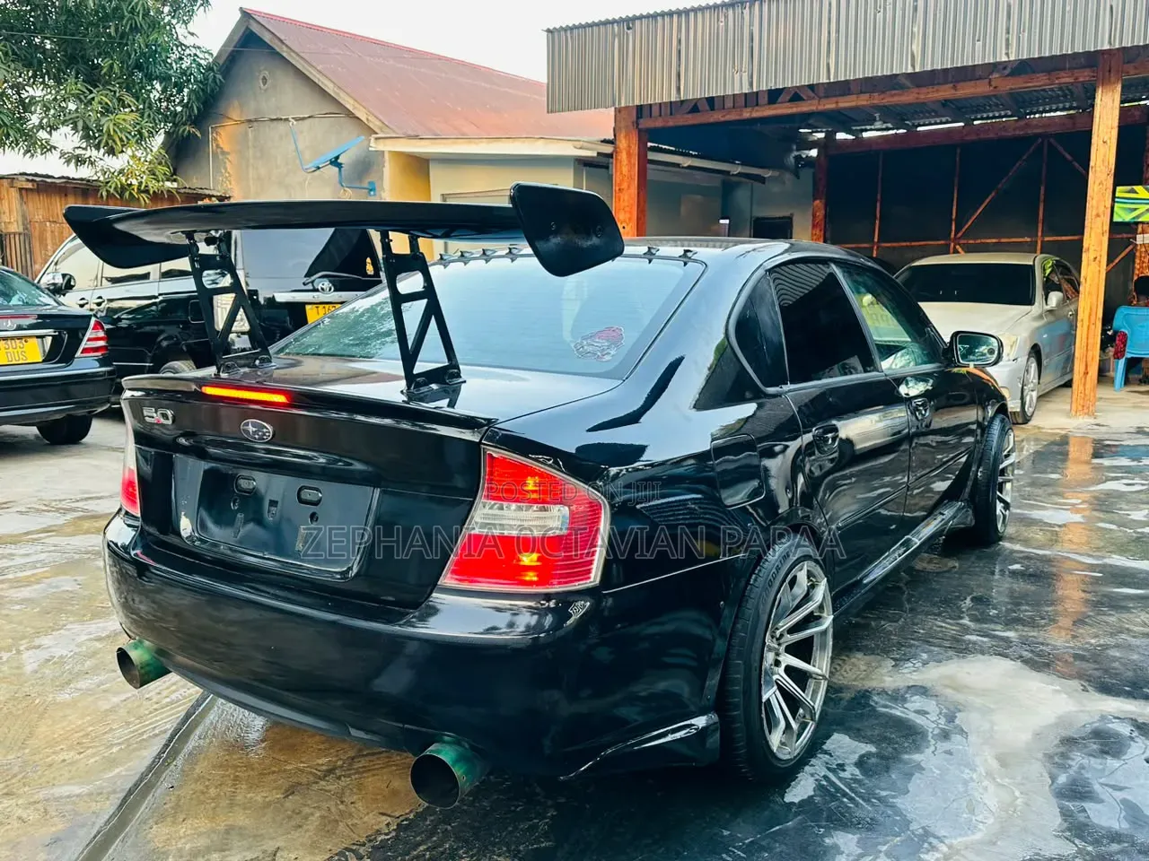 Subaru Legacy 2004 Black