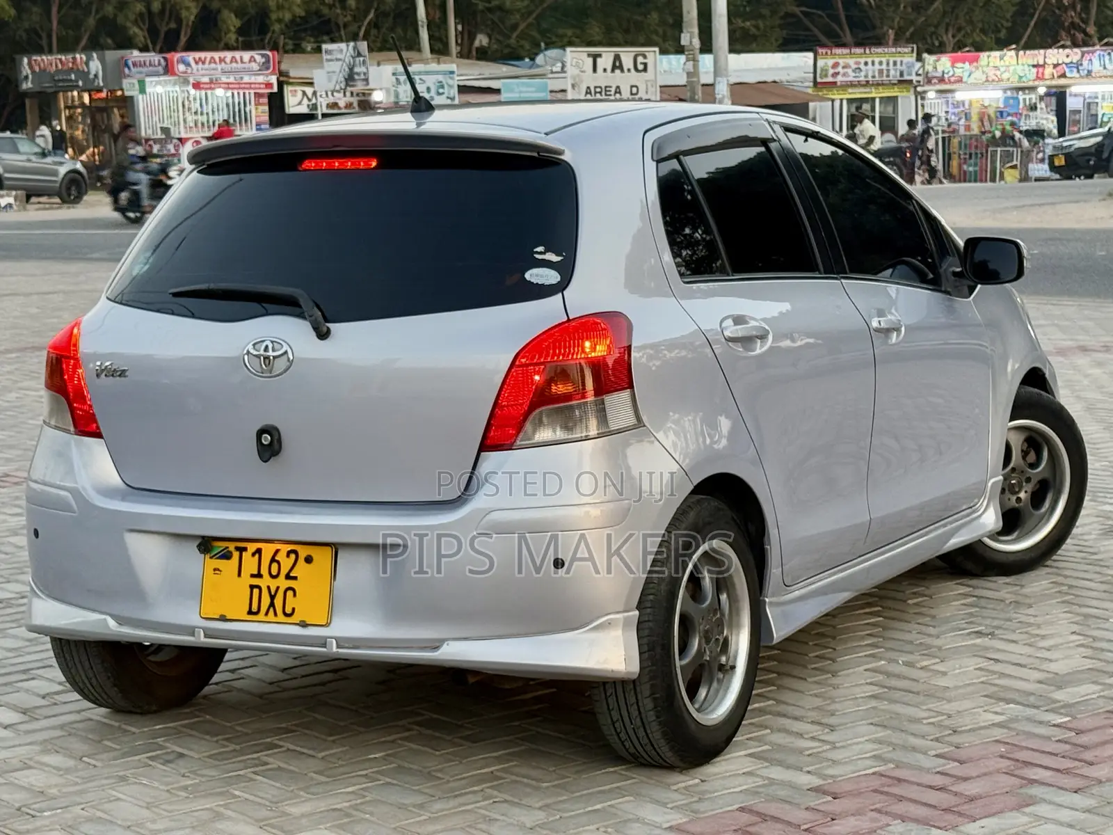 Toyota Vitz 2006 Gray