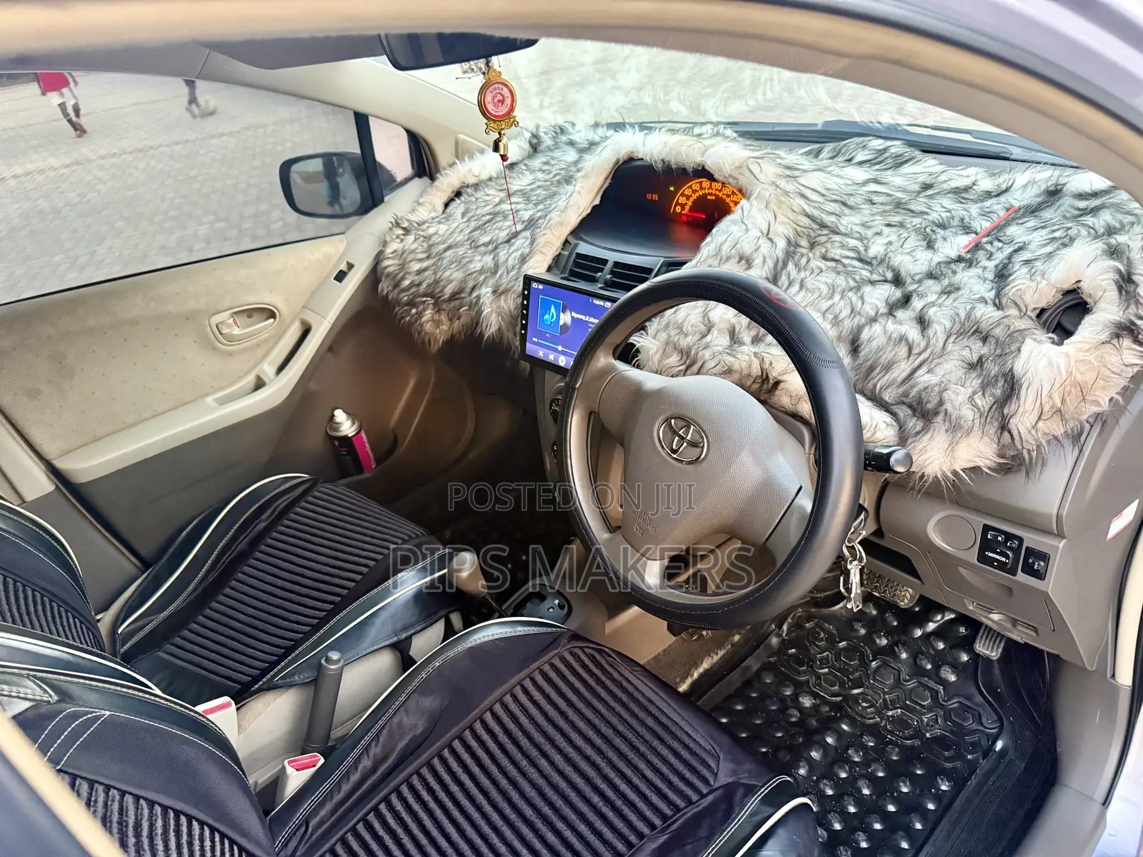 Toyota Vitz 2006 Gray