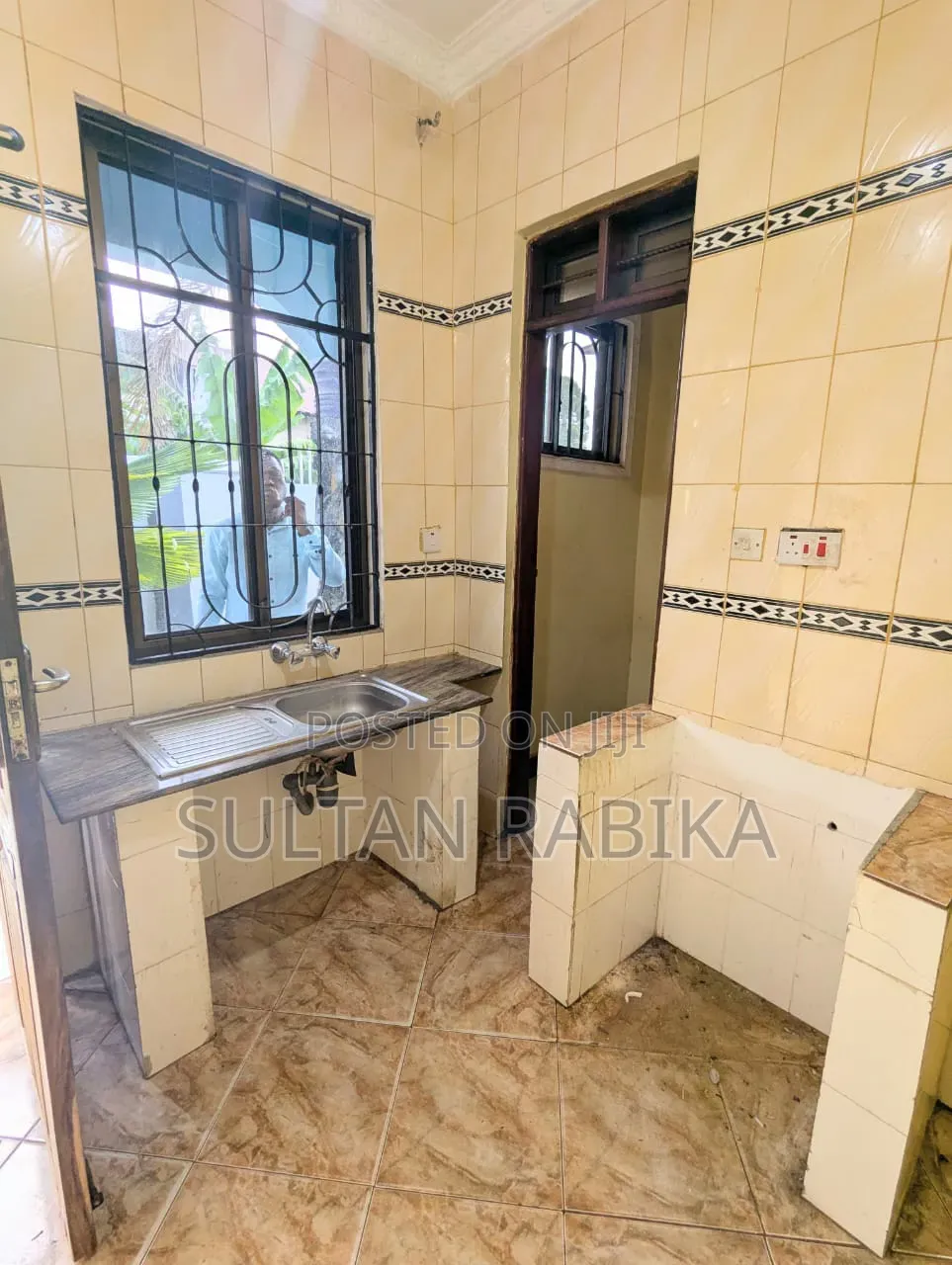 Furnished 4bdrm House in Majohe Bwera, Pugu for sale