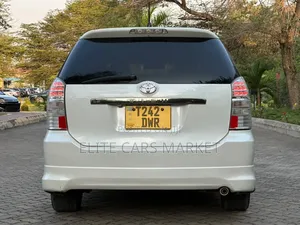 Toyota Wish 2006 White
