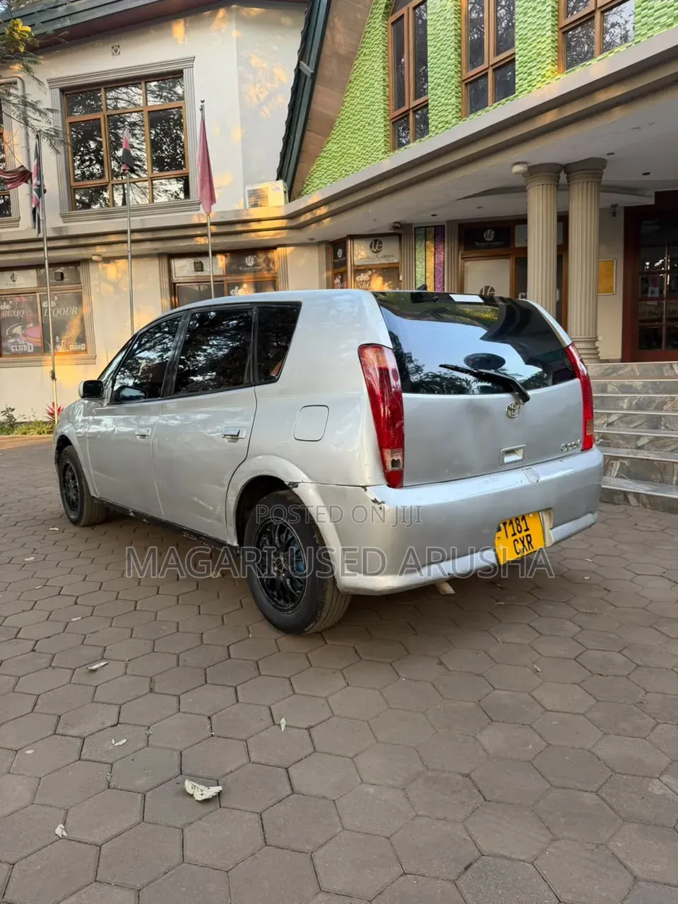 Toyota Opa 2002 Silver