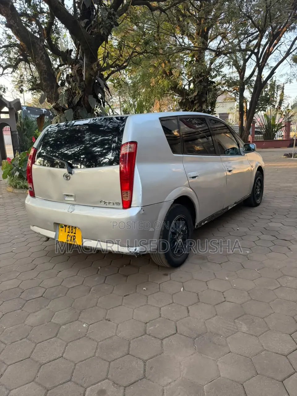 Toyota Opa 2002 Silver