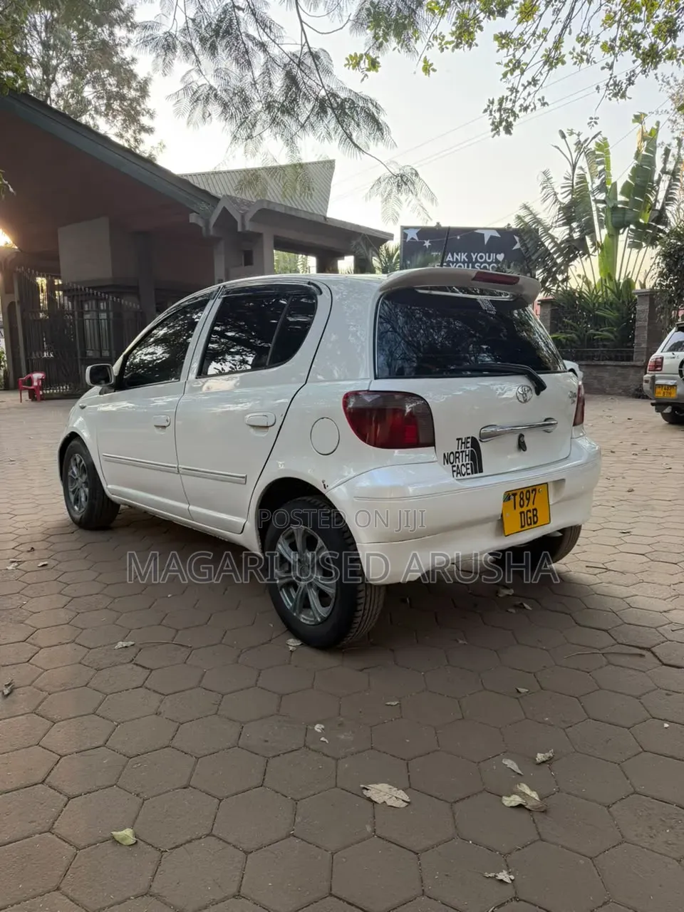 Toyota Vitz 2003 Silver