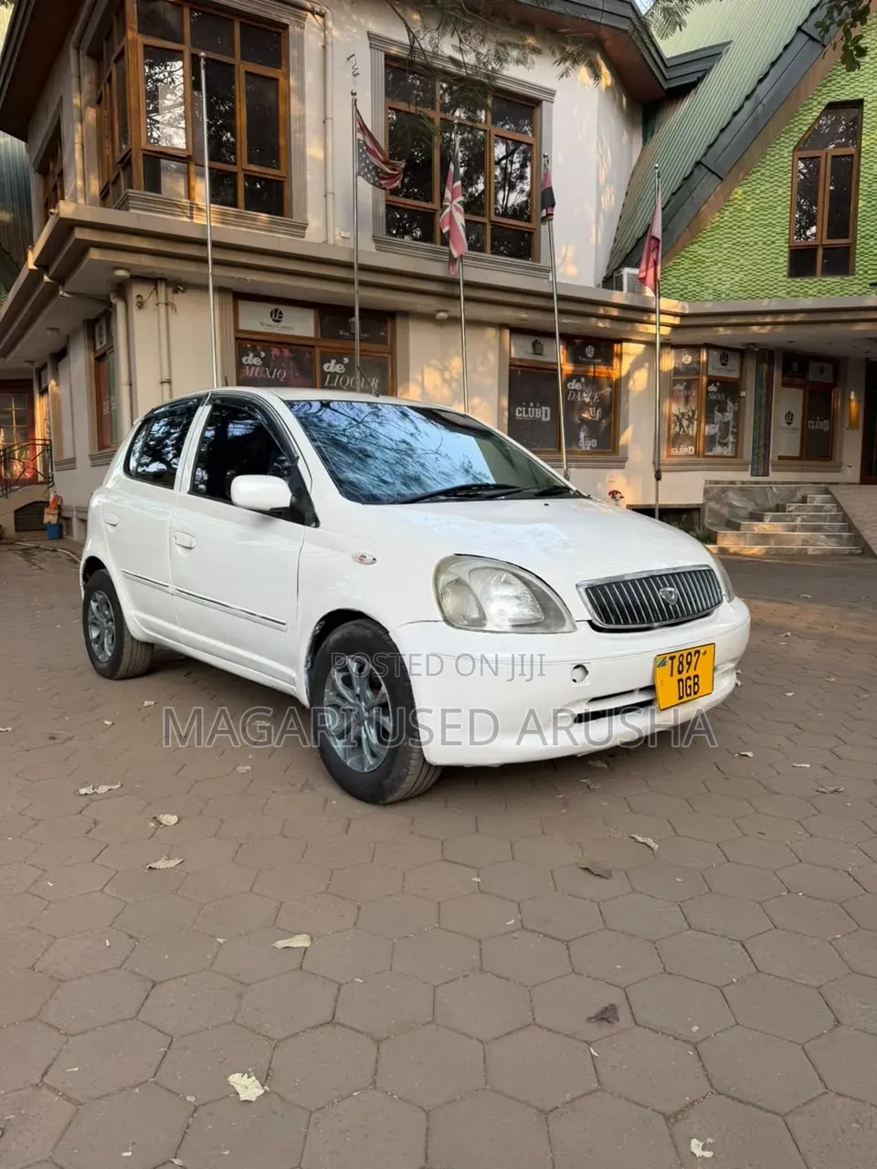 Toyota Vitz 2003 Silver