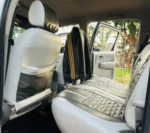 Toyota Hilux 2018 Silver