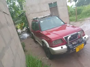 Suzuki Escudo 1999 Red