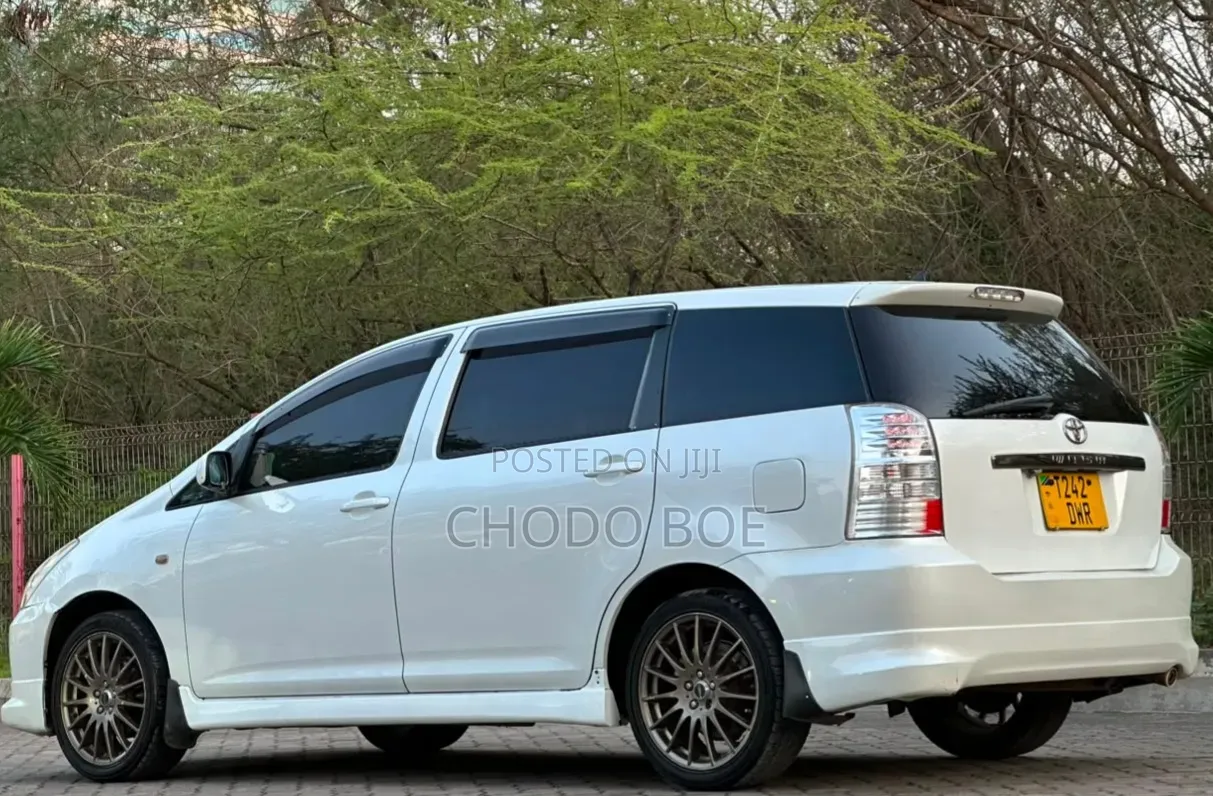 Toyota Wish 2006 Pearl