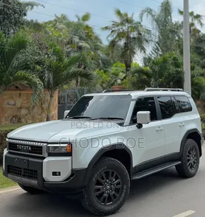 Toyota Land Cruiser Prado 2024 Pearl