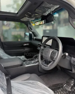 Toyota Land Cruiser Prado 2024 Pearl