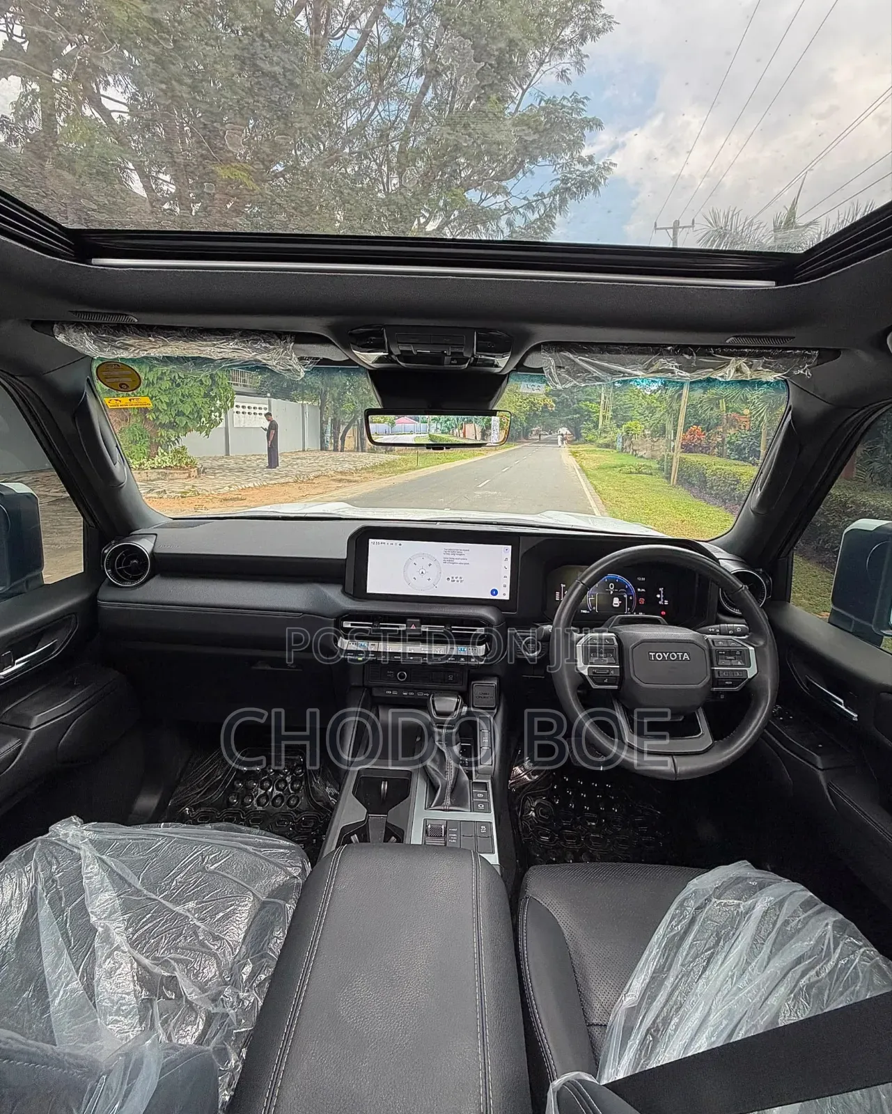 Toyota Land Cruiser Prado 2024 Pearl