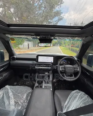 Toyota Land Cruiser Prado 2024 Pearl