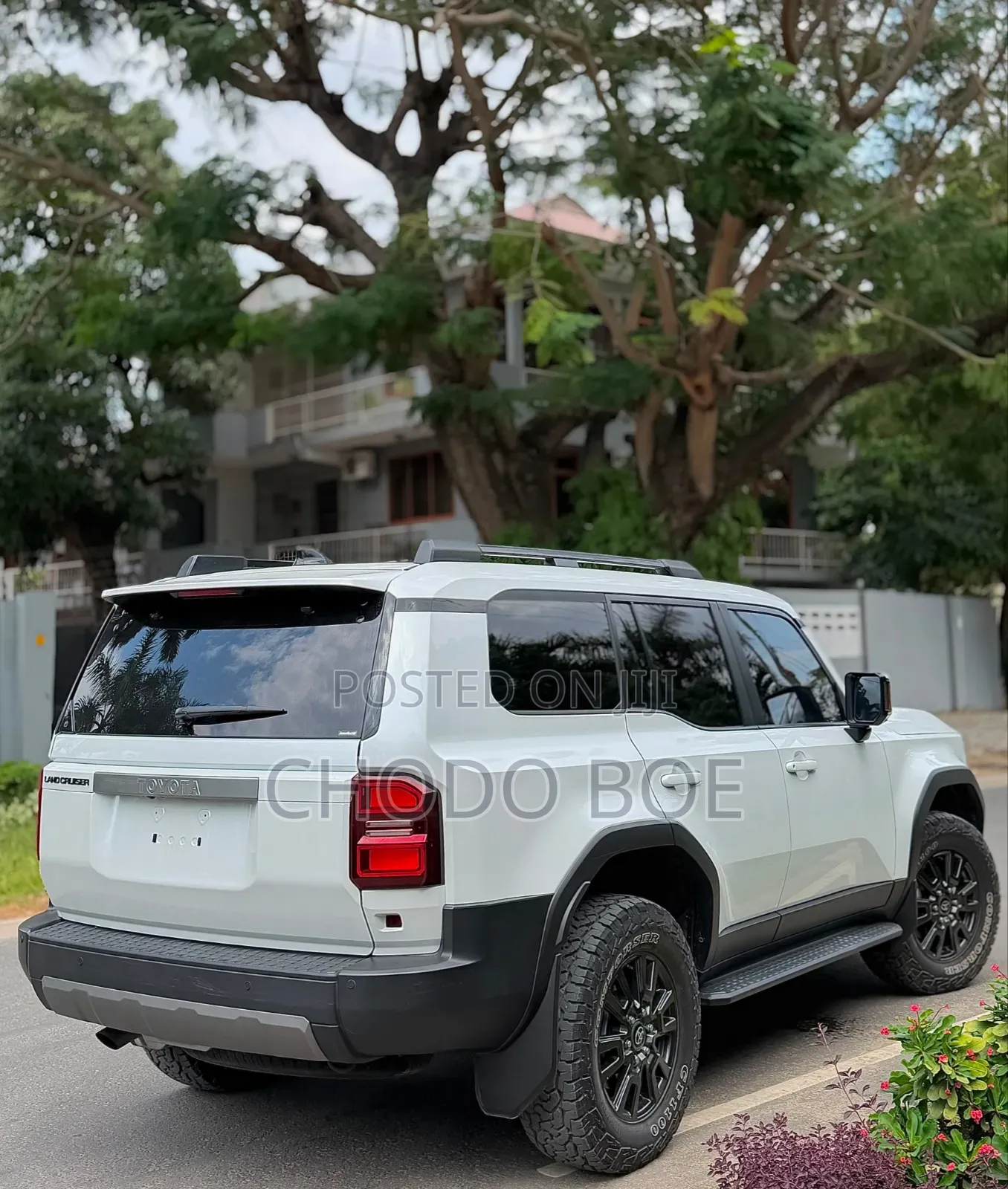 Toyota Land Cruiser Prado 2024 Pearl