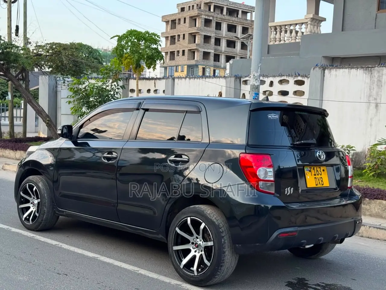 Toyota IST 2008 Black