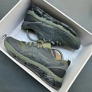 Sneakers Peace 4