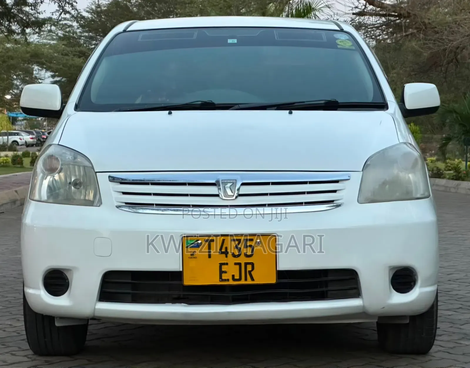 Toyota Raum 2005 White
