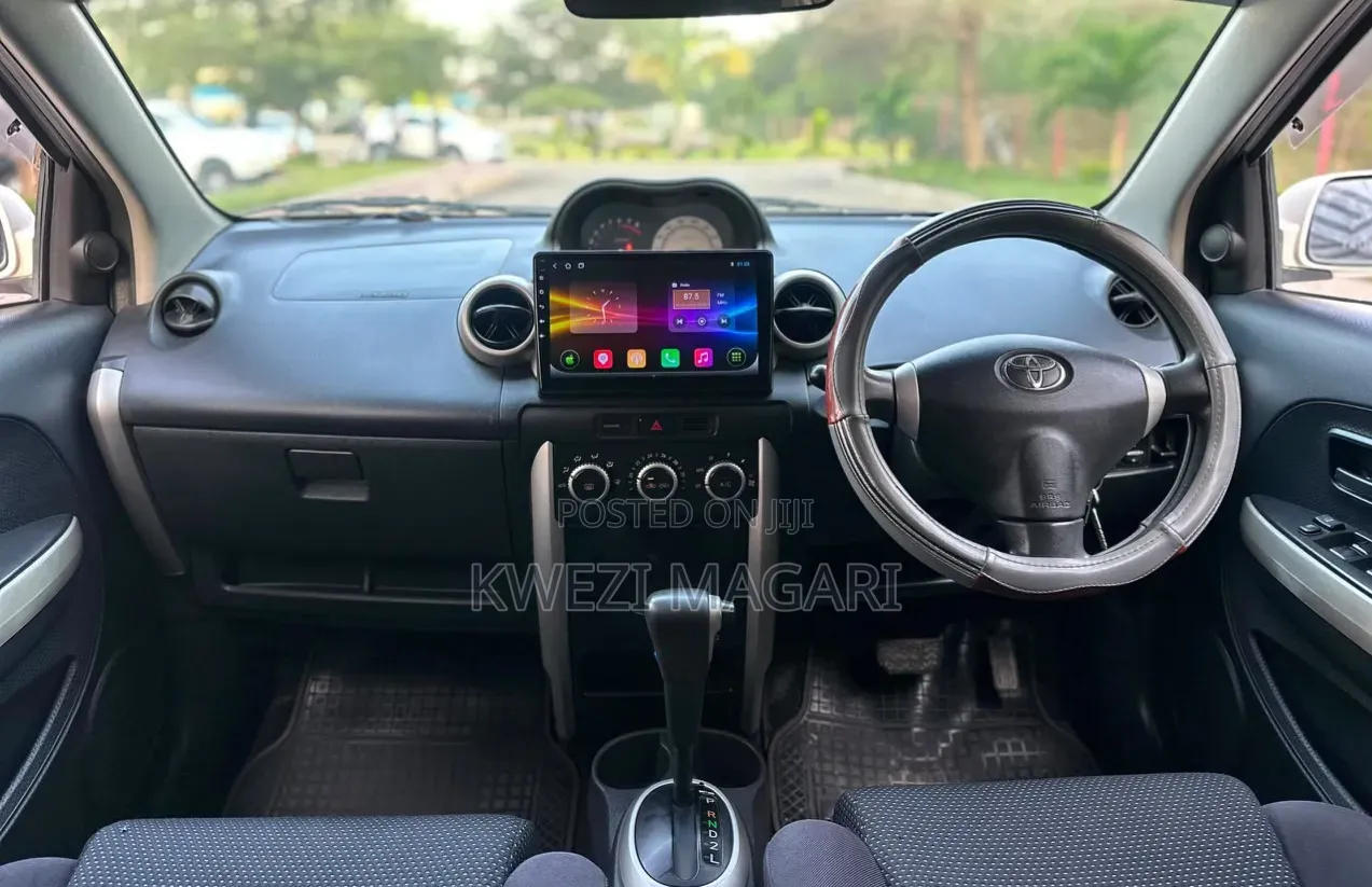 Toyota IST 2005 White