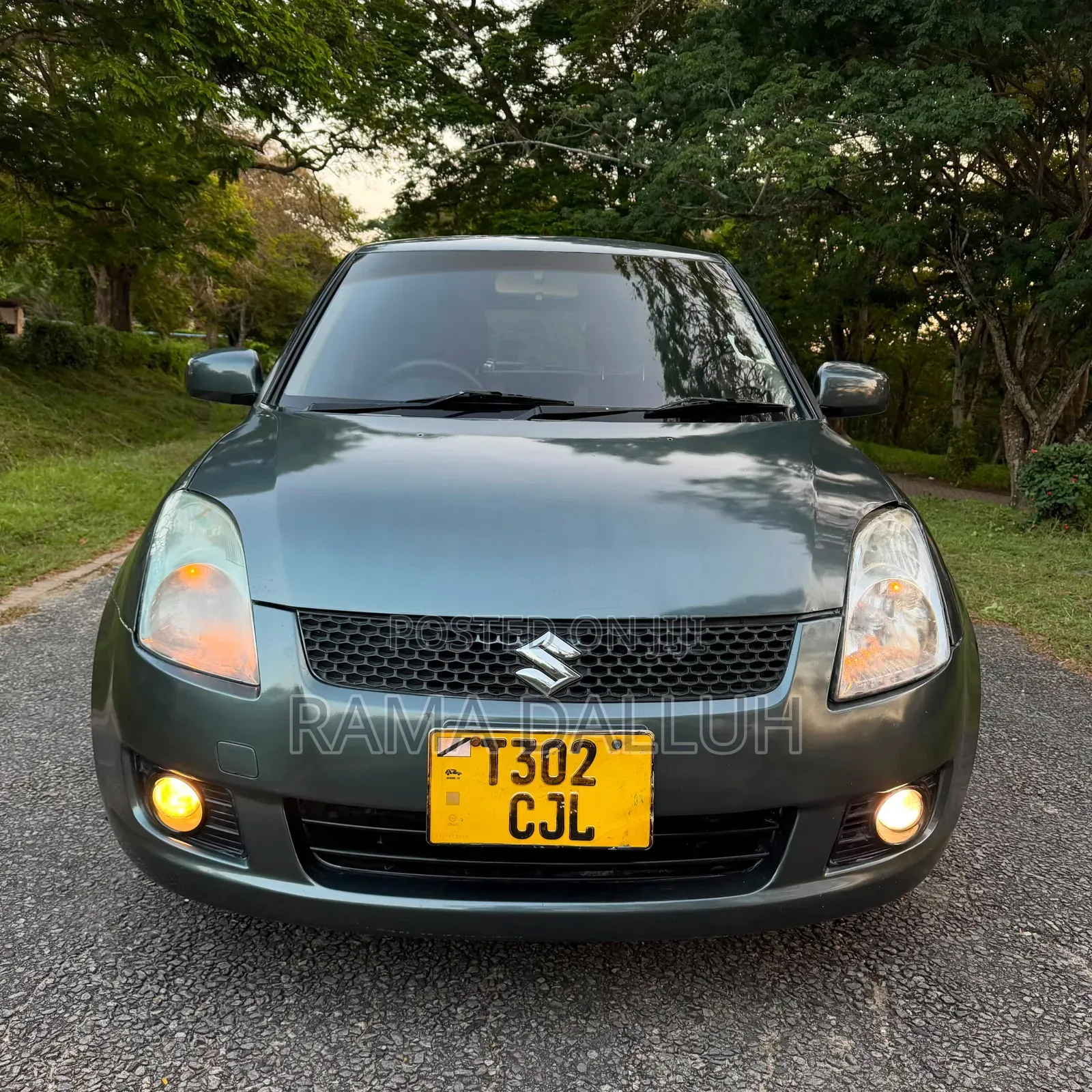 Suzuki Swift 2005 Gray