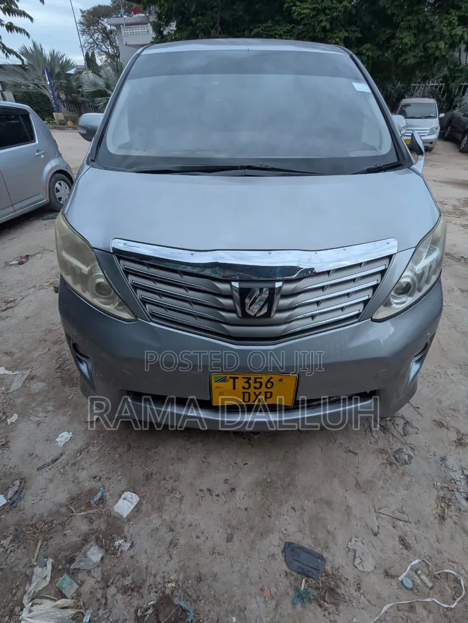 Toyota Alphard 2009 Silver