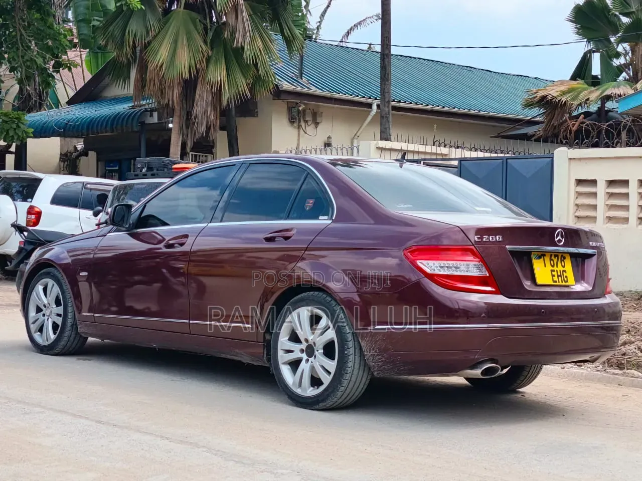Mercedes-Benz C-Class 2008 Maroon