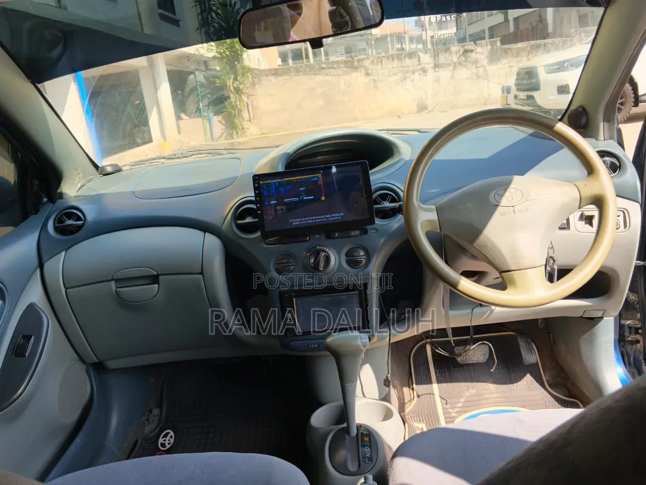 Toyota Vitz 2001 Blue