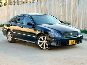 Toyota Crown 2006 Black