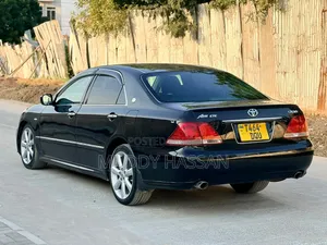 Toyota Crown 2006 Black