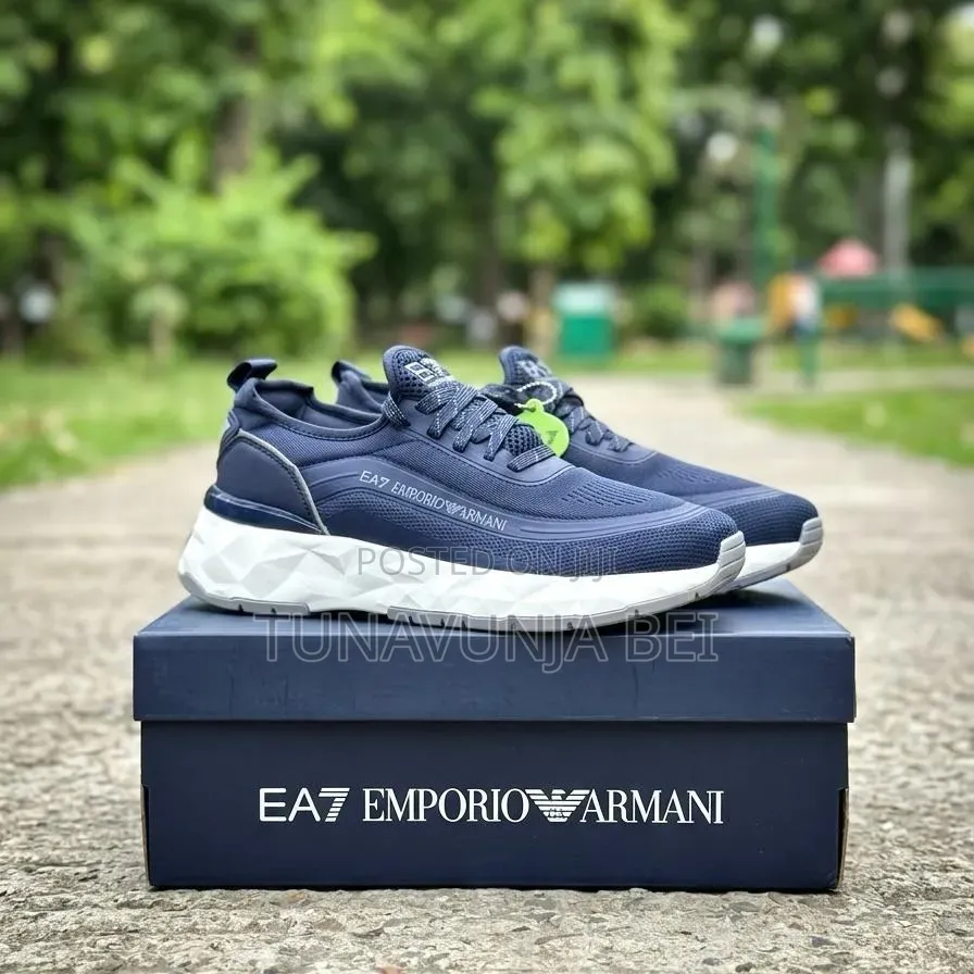 Emporio Aman Sneakers 