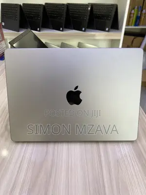 Laptop Apple MacBook Pro 2021 M1 16GB Apple M1 Pro SSD 512GB