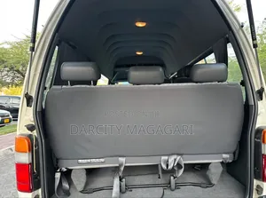 Toyota HiAce 2003 White