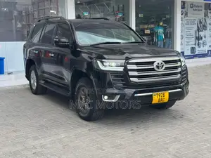 Toyota Land Cruiser 2022 Black