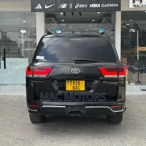 Toyota Land Cruiser 2022 Black