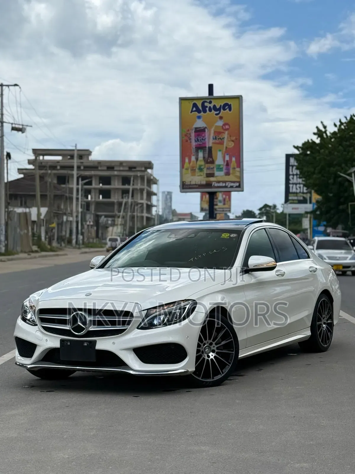 Mercedes-Benz C200 2015 Pearl