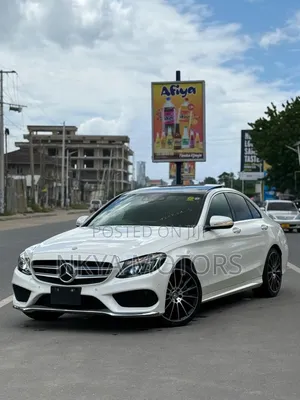 Mercedes-Benz C200 2015 Pearl