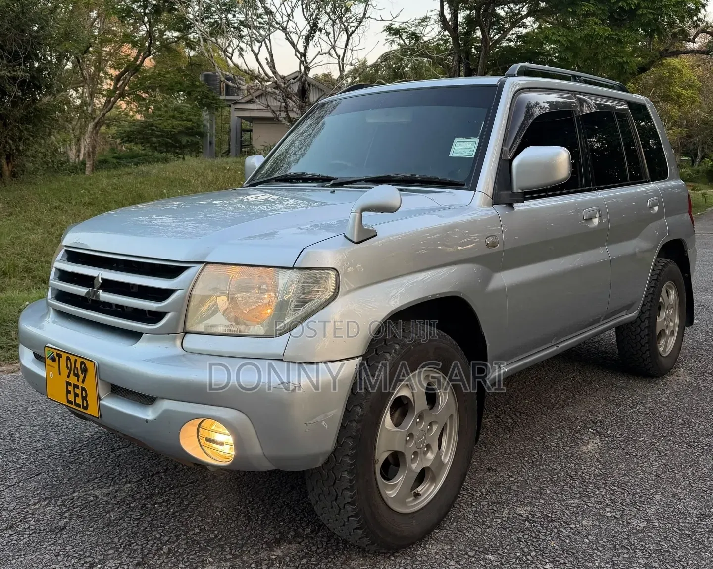 Mitsubishi Pajero 2004 Silver
