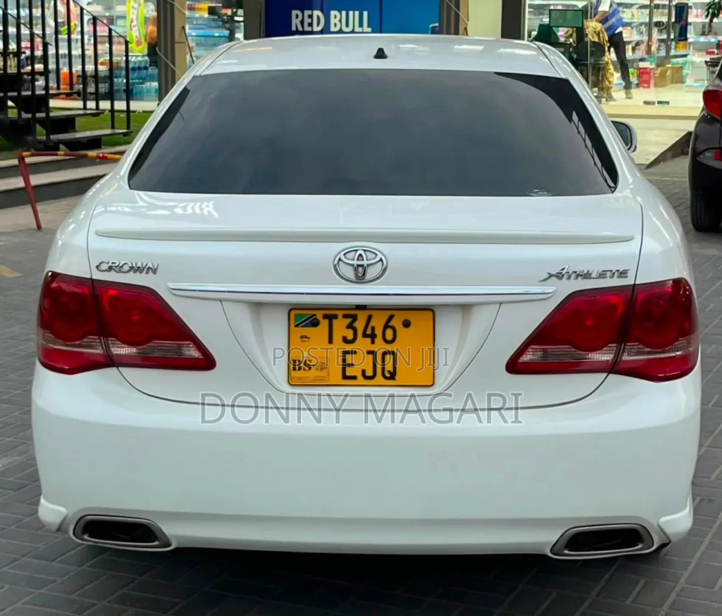 Toyota Crown 2010 White