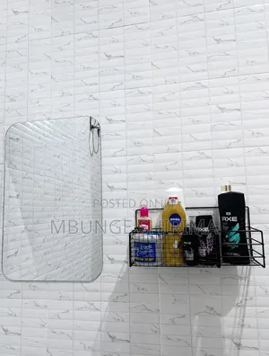 *#Acryllic Mirror/Kioo Cha Kubandika* Dimension:40*60cm