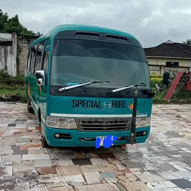 Toyota Coaster 2003