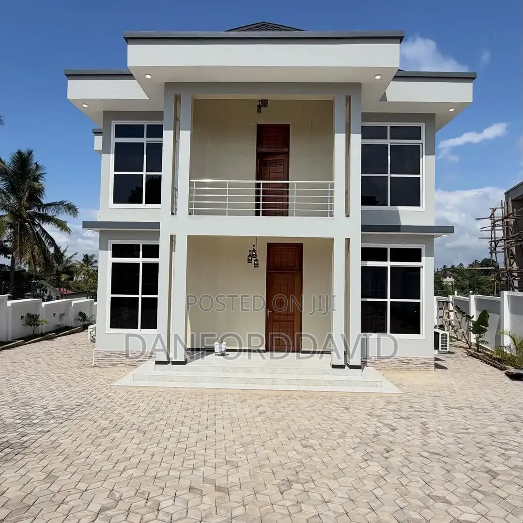 4bdrm House in Kahwa Real Estate, Goba for sale