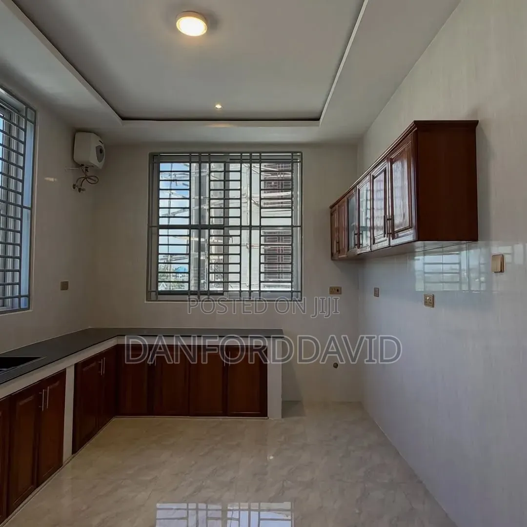 4bdrm House in Kahwa Real Estate, Goba for sale