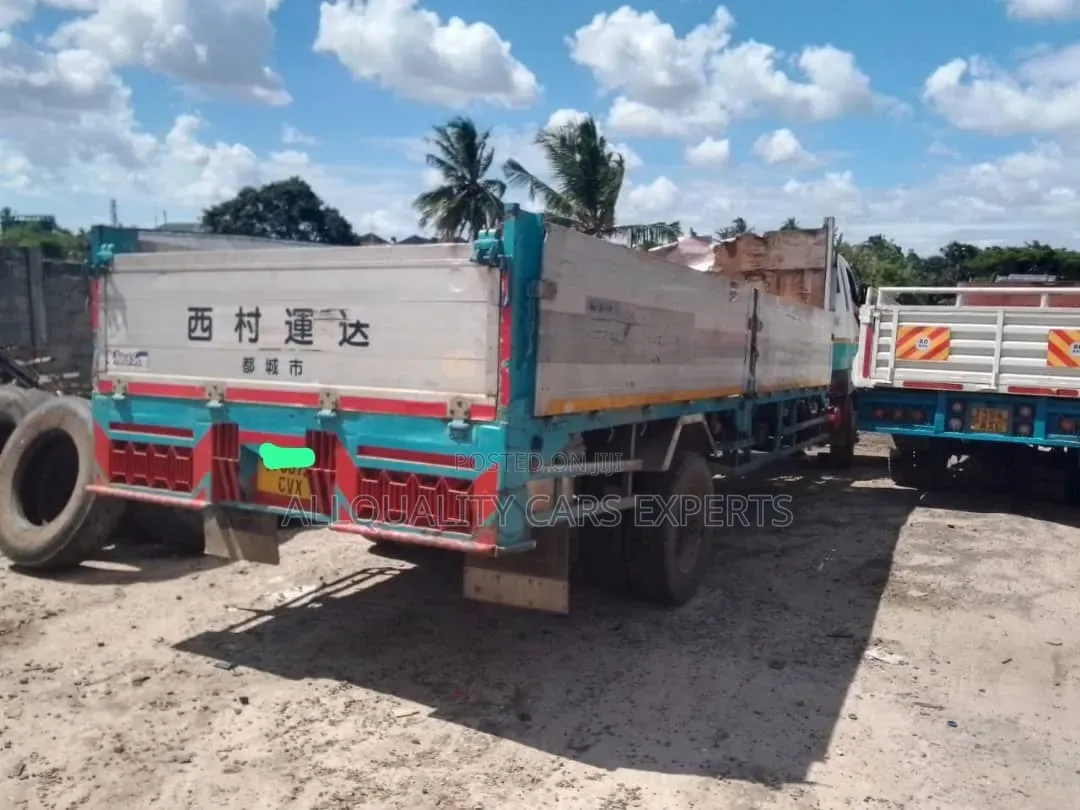 Mitsubishi Fuso Longbase 6d17