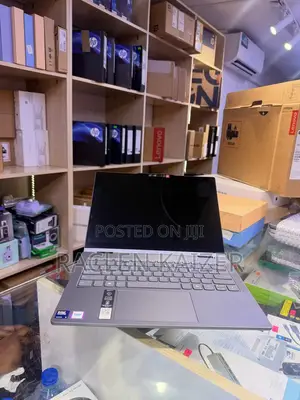 New Laptop Lenovo 16GB Intel Core Ultra 7 SSD 1T